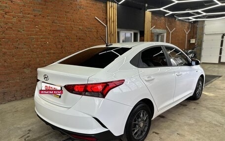 Hyundai Solaris II рестайлинг, 2020 год, 1 700 000 рублей, 6 фотография