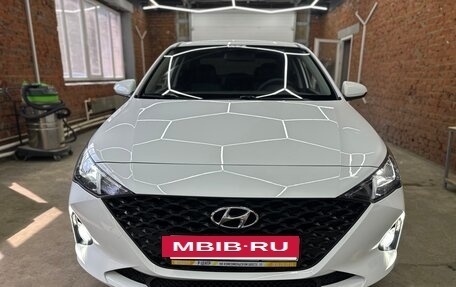 Hyundai Solaris II рестайлинг, 2020 год, 1 700 000 рублей, 2 фотография