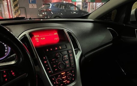 Opel Astra J, 2013 год, 890 000 рублей, 9 фотография