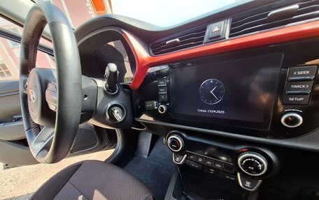 KIA Rio IV, 2021 год, 1 710 000 рублей, 5 фотография
