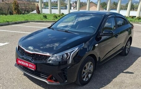 KIA Rio IV, 2021 год, 1 710 000 рублей, 3 фотография