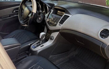 Chevrolet Cruze II, 2012 год, 650 000 рублей, 6 фотография