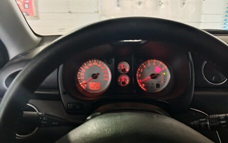 Mitsubishi Outlander III рестайлинг 3, 2005 год, 600 000 рублей, 7 фотография