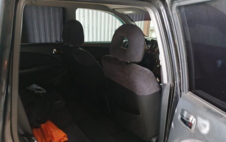 Mitsubishi Outlander III рестайлинг 3, 2005 год, 600 000 рублей, 13 фотография