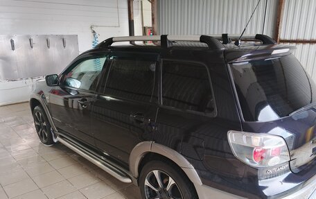 Mitsubishi Outlander III рестайлинг 3, 2005 год, 600 000 рублей, 18 фотография