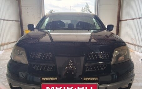 Mitsubishi Outlander III рестайлинг 3, 2005 год, 600 000 рублей, 9 фотография