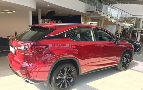 Lexus RX IV рестайлинг, 2019 год, 5 700 000 рублей, 12 фотография