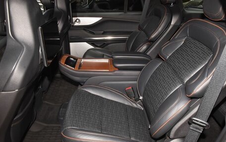 Lincoln Navigator, 2025 год, 17 990 000 рублей, 8 фотография