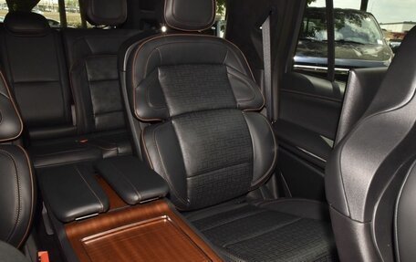 Lincoln Navigator, 2025 год, 17 990 000 рублей, 14 фотография