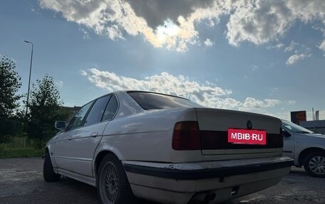 BMW 5 серия, 1990 год, 350 000 рублей, 4 фотография