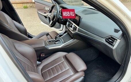 BMW 3 серия, 2021 год, 3 150 000 рублей, 13 фотография
