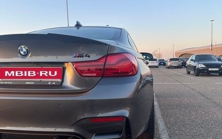 BMW M4, 2018 год, 6 800 000 рублей, 4 фотография