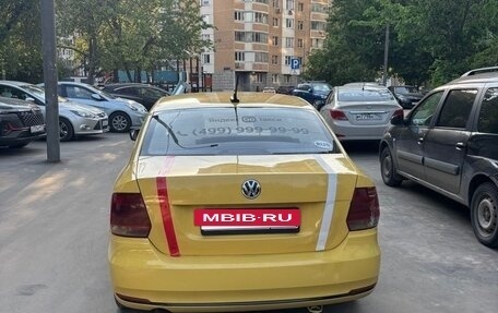Volkswagen Polo VI (EU Market), 2018 год, 450 000 рублей, 8 фотография
