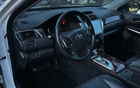 Toyota Camry, 2012 год, 1 360 000 рублей, 6 фотография