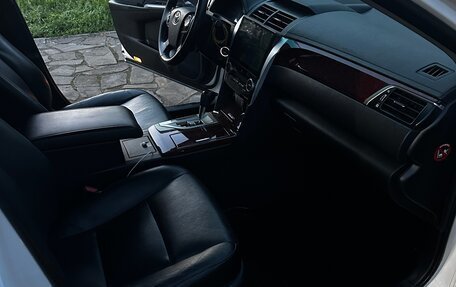 Toyota Camry, 2012 год, 1 360 000 рублей, 7 фотография