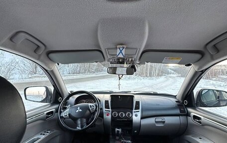 Mitsubishi Pajero Sport II рестайлинг, 2012 год, 1 950 000 рублей, 18 фотография