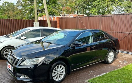 Toyota Camry, 2012 год, 1 680 000 рублей, 2 фотография