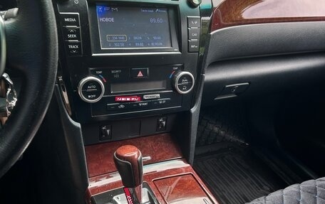 Toyota Camry, 2012 год, 1 680 000 рублей, 12 фотография