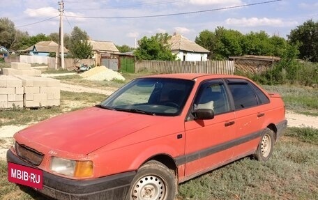 Volkswagen Passat B3, 1993 год, 100 000 рублей, 2 фотография