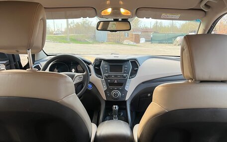 Hyundai Santa Fe III рестайлинг, 2016 год, 2 200 000 рублей, 19 фотография