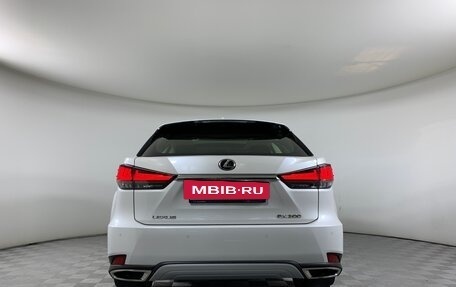 Lexus RX IV рестайлинг, 2019 год, 5 299 000 рублей, 6 фотография