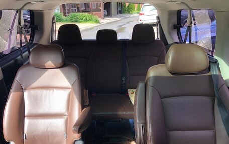 Hyundai Grand Starex Grand Starex I рестайлинг 2, 2018 год, 3 300 000 рублей, 10 фотография