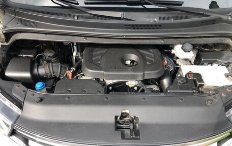 Hyundai Grand Starex Grand Starex I рестайлинг 2, 2018 год, 3 300 000 рублей, 13 фотография