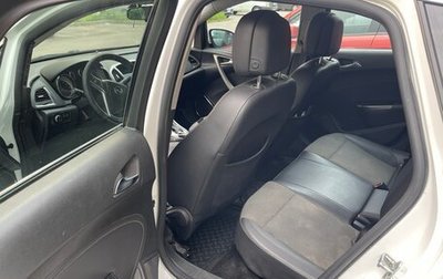 Opel Astra J, 2011 год, 530 000 рублей, 1 фотография