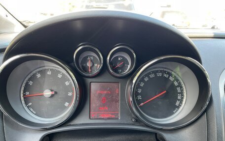 Opel Astra J, 2011 год, 530 000 рублей, 3 фотография