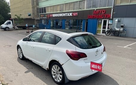 Opel Astra J, 2011 год, 530 000 рублей, 7 фотография