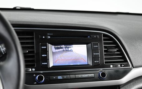Hyundai Elantra VI рестайлинг, 2017 год, 1 429 000 рублей, 10 фотография
