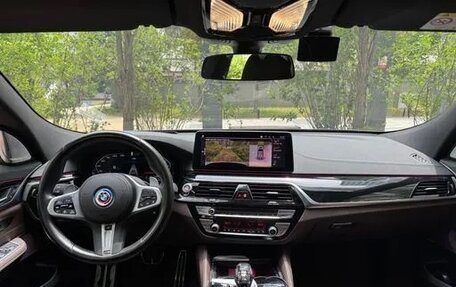 BMW 6 серия, 2022 год, 4 760 000 рублей, 6 фотография
