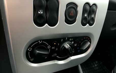 Renault Sandero I, 2014 год, 725 000 рублей, 14 фотография