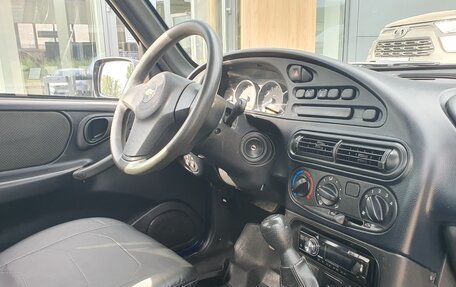 Chevrolet Niva I рестайлинг, 2018 год, 808 000 рублей, 6 фотография