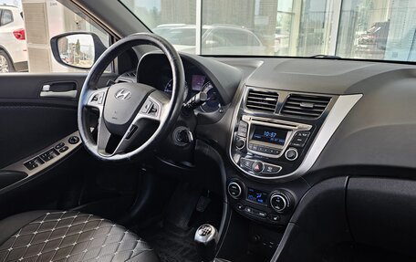Hyundai Solaris II рестайлинг, 2016 год, 850 000 рублей, 5 фотография