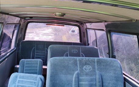 Toyota HiAce H100, 1996 год, 530 000 рублей, 1 фотография