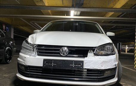 Volkswagen Polo VI (EU Market), 2017 год, 750 000 рублей, 2 фотография