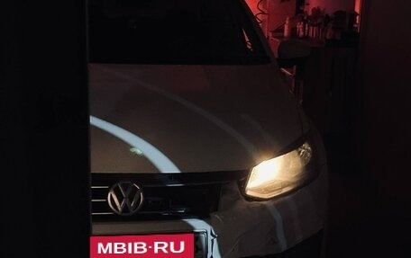 Volkswagen Polo VI (EU Market), 2017 год, 750 000 рублей, 5 фотография