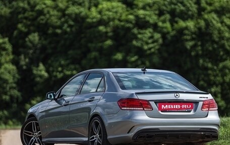 Mercedes-Benz E-Класс, 2015 год, 3 390 000 рублей, 3 фотография