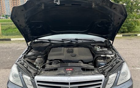 Mercedes-Benz E-Класс, 2010 год, 1 400 000 рублей, 4 фотография