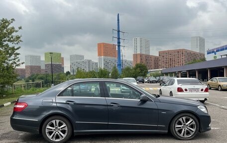 Mercedes-Benz E-Класс, 2010 год, 1 400 000 рублей, 7 фотография