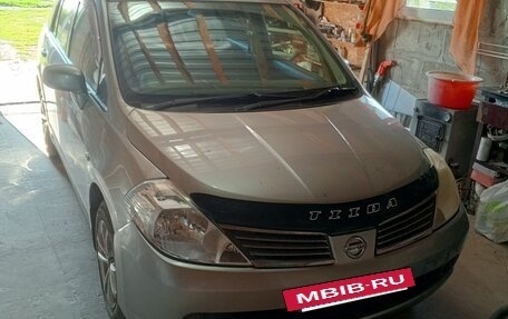 Nissan Tiida, 2004 год, 450 000 рублей, 6 фотография