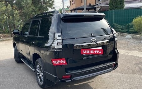 Toyota Land Cruiser Prado 150 рестайлинг 2, 2022 год, 3 500 000 рублей, 4 фотография