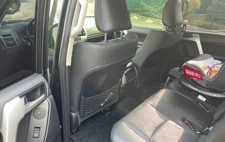 Toyota Land Cruiser Prado 150 рестайлинг 2, 2022 год, 3 500 000 рублей, 18 фотография