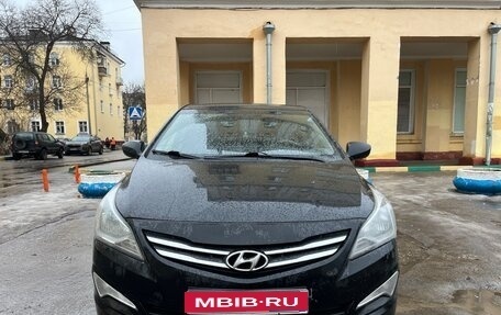 Hyundai Solaris II рестайлинг, 2016 год, 630 000 рублей, 1 фотография