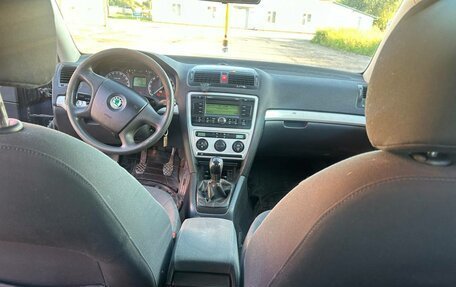 Skoda Octavia, 2005 год, 490 000 рублей, 9 фотография