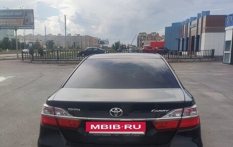 Toyota Camry, 2016 год, 1 900 000 рублей, 4 фотография