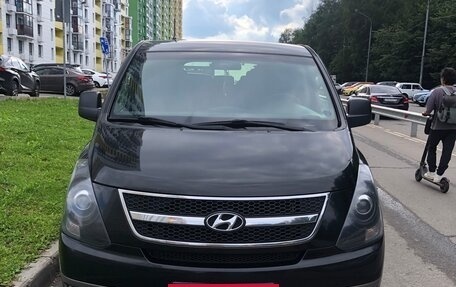 Hyundai H-1 II рестайлинг, 2012 год, 2 000 000 рублей, 7 фотография