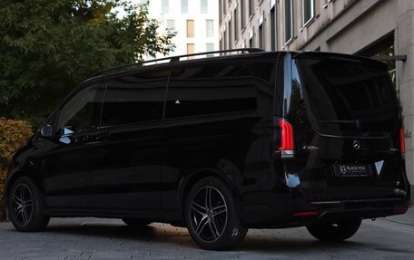 Mercedes-Benz V-Класс, 2025 год, 15 400 000 рублей, 3 фотография