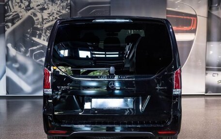 Mercedes-Benz V-Класс, 2025 год, 14 700 000 рублей, 3 фотография